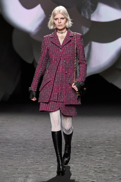 Look 45